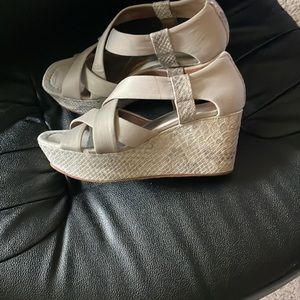 Donald Pliner sandals